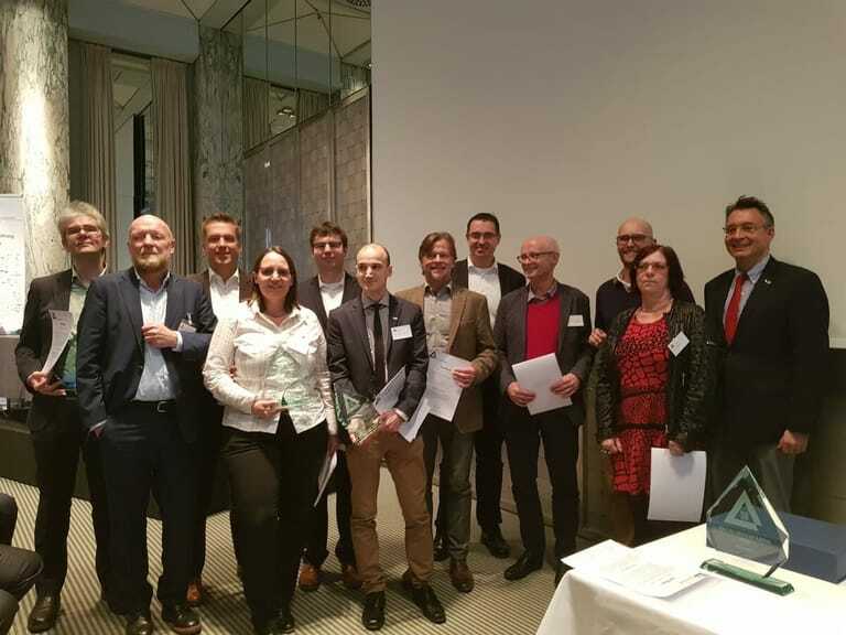 Gruppenbild Entscheiderfabrik Digitale Pathologie