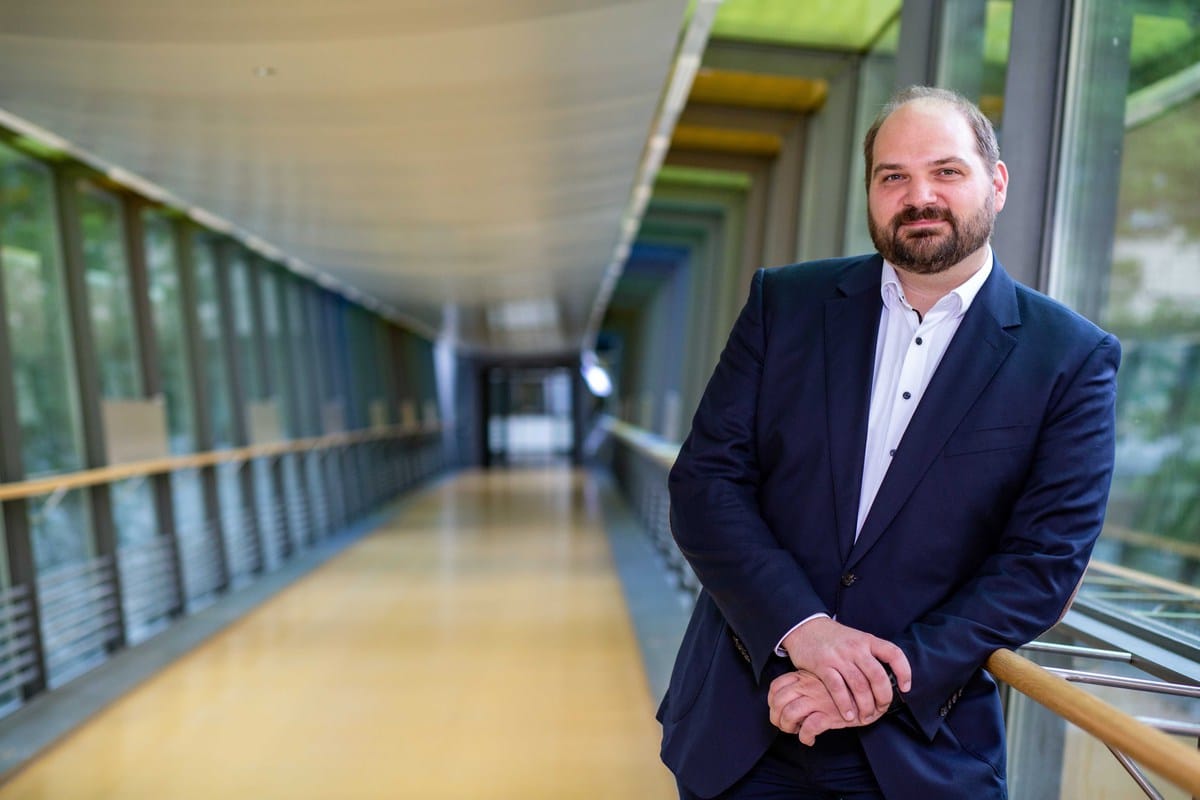 Dominik Teich managt ab sofort die Pflege Health&Care Management