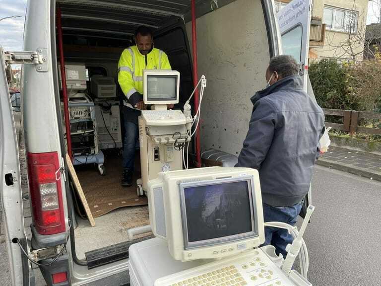 Medizinische Geräte für Somalia