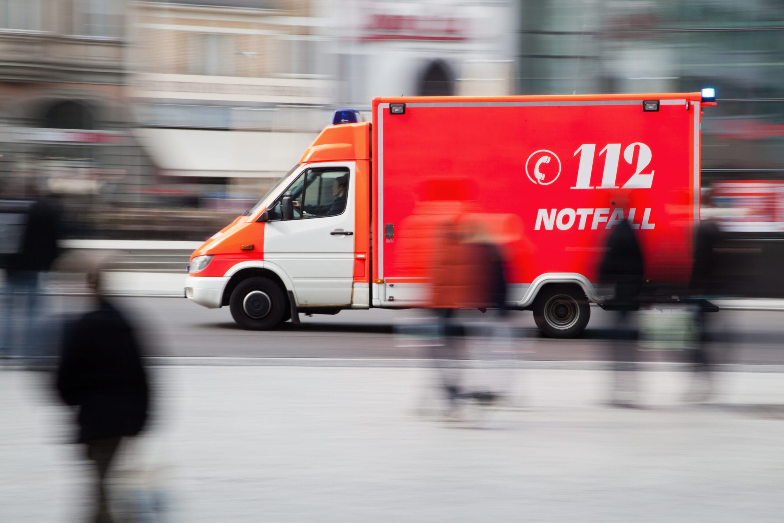 Notaufnahmen-in-Deutschland-Personal-und-Ausstattung-im-Check