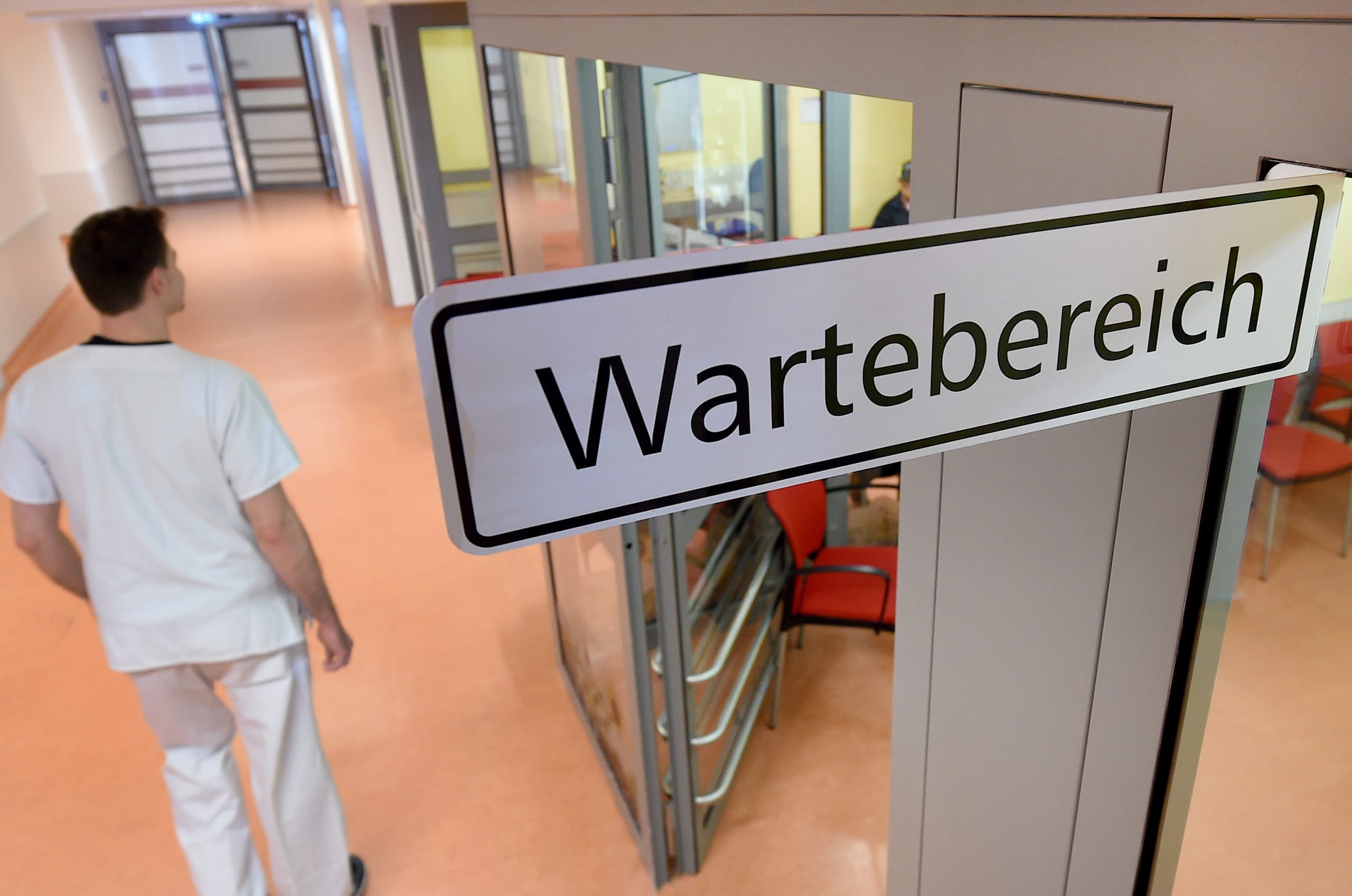 Wie-sich-Kliniken-vor-Gewalt-in-Notaufnahmen-sch-tzen