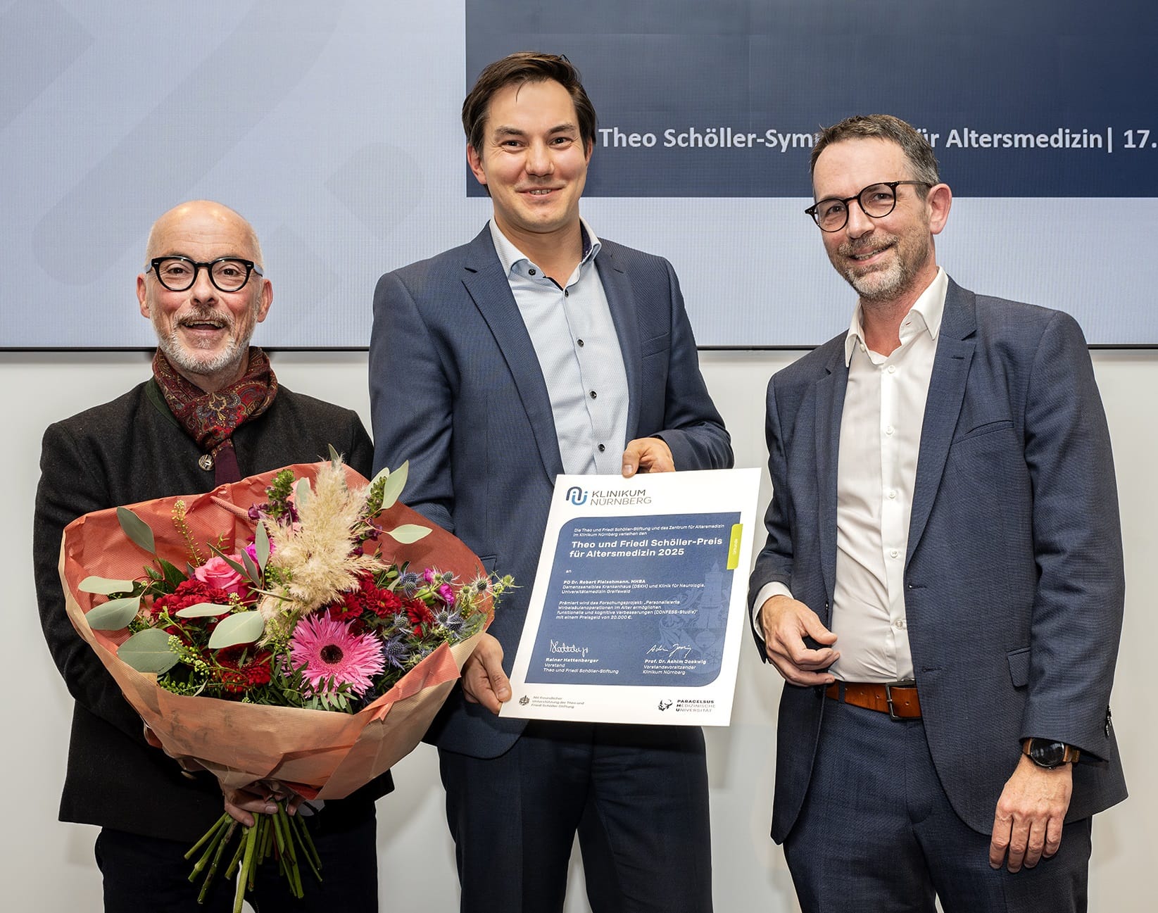 Studie-zu-Wirbels-ulen-OPs-erh-lt-Sch-ller-Preis-f-r-Altersmedizin